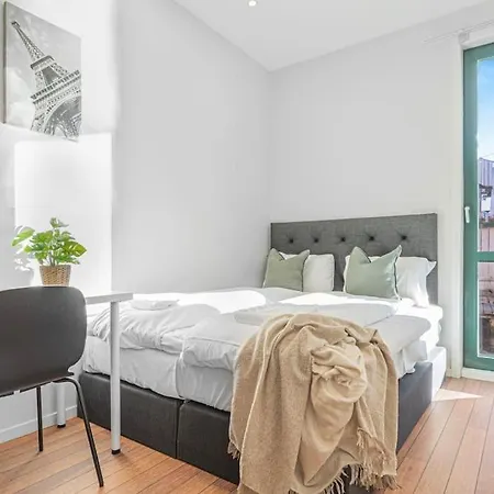 Seaside Apt. Catch Crabs From Your Bedroom Window! * Bergen