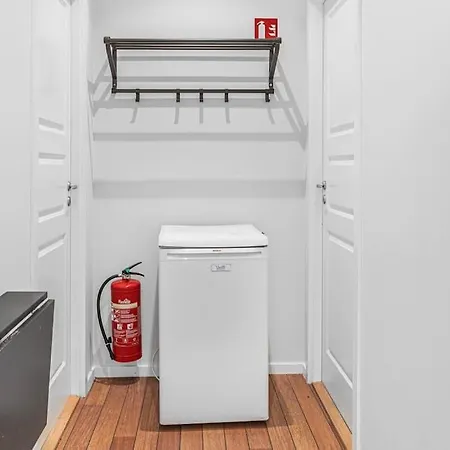 Seaside Apt. Catch Crabs From Your Bedroom Window! برغن