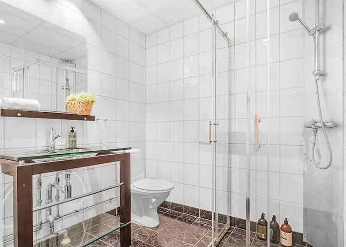 Seaside Apt. Catch Crabs From Your Bedroom Window! *